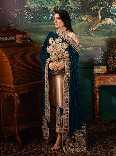 Zainab Chottani – Luxury stitched  Suit  with Embroidered Velvet Shawl