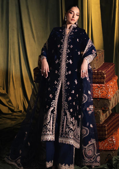03-PIECE VELVET SUIT READY TO WARE DRESSING DESIGNER