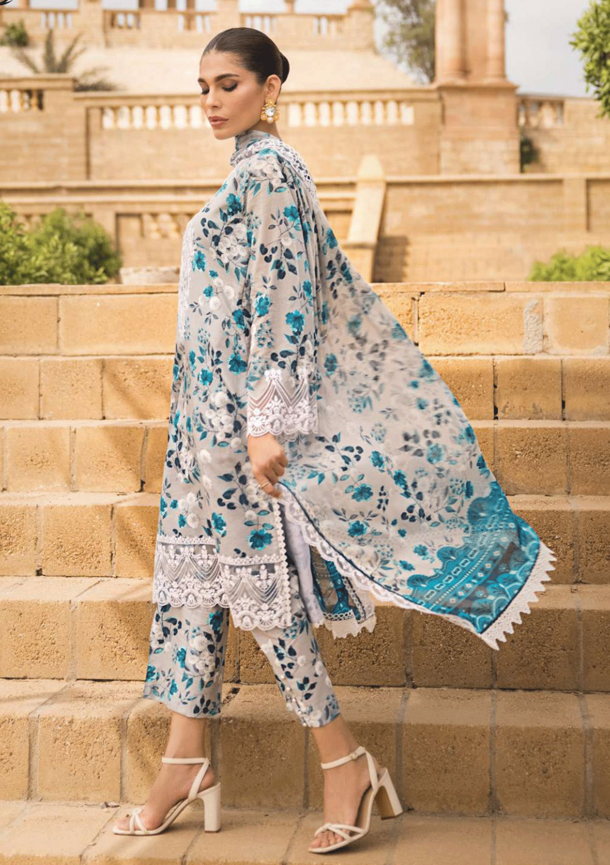 Lawn 3-Piece Suit with Khadi Net Dupatta