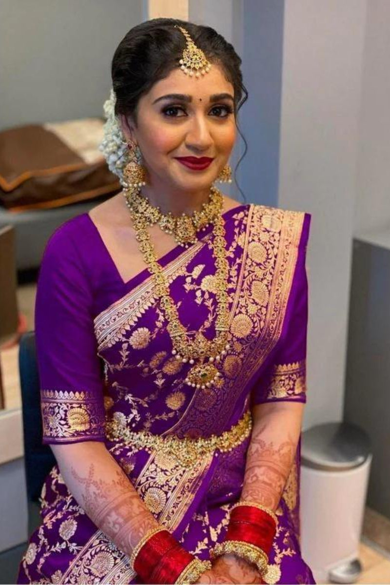 Sophisticated Elegant Lichi Silk Saree For Women (Unstitched)