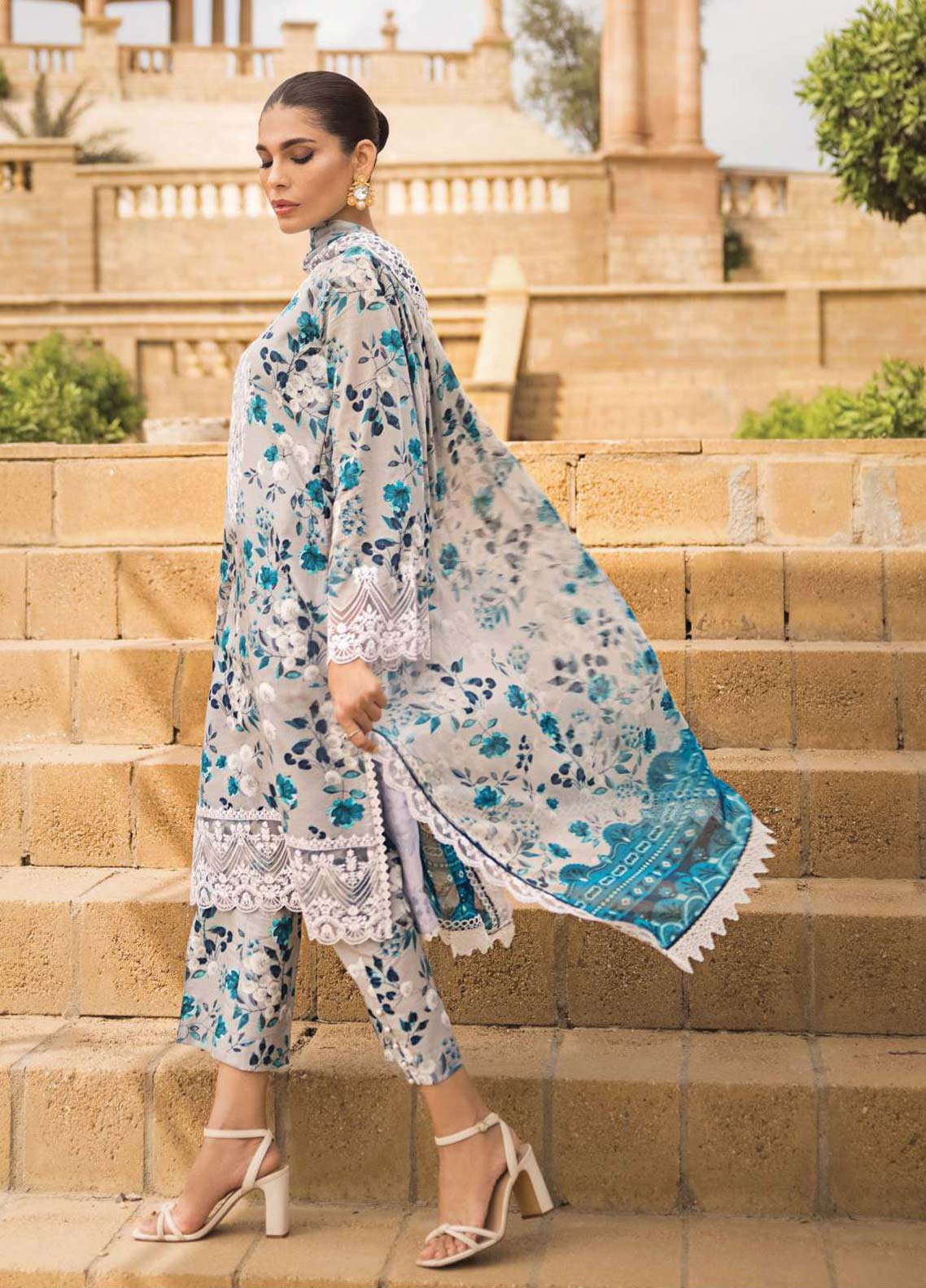 Lawn 3-Piece Suit with Khadi Net Dupatta