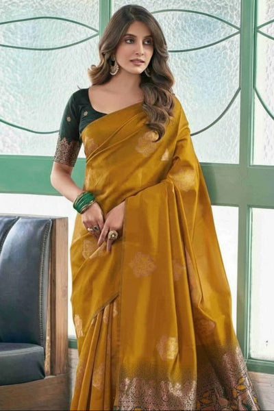 Elegant Jacquard Saree with Unstitched Blouse