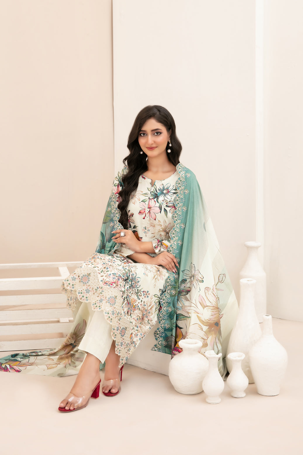 Misbah by Tawakkal Fabrics – Embroidered Lawn 3-Piece Suit