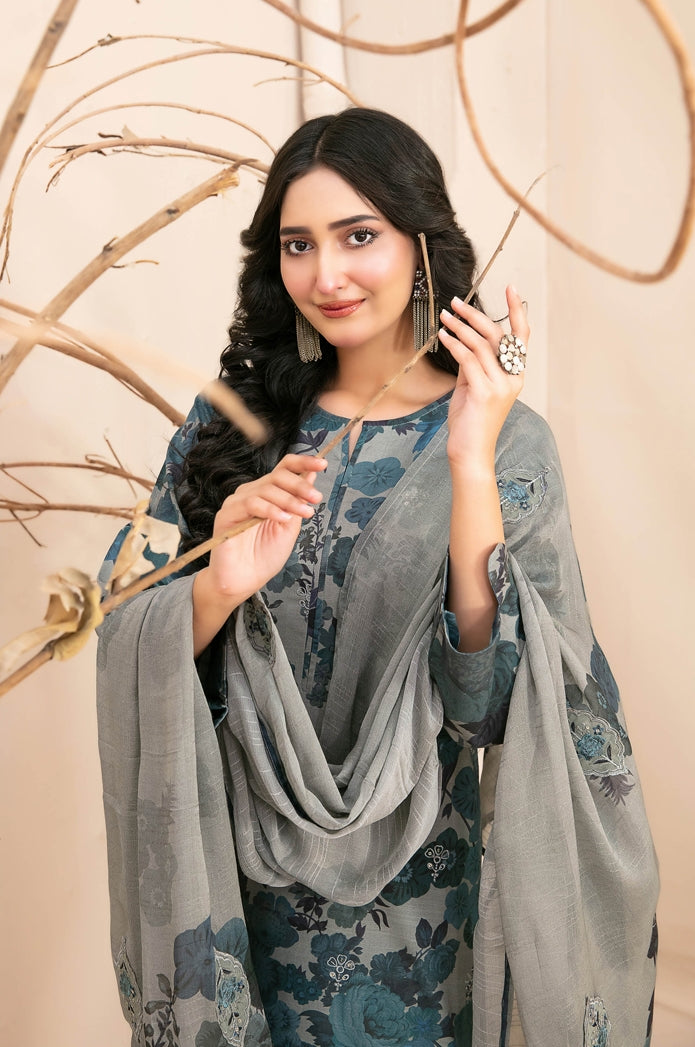 Alvira by Tawakkal Fabrics – Graceful Embroidered Lawn 3-Piece Suit