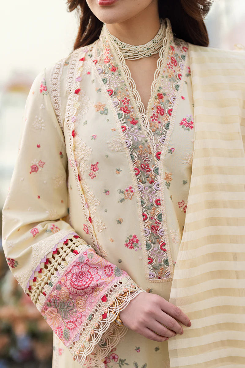 03-Piece Lawn Cotton Suit With JACQUARD ORGANZA Dupatta