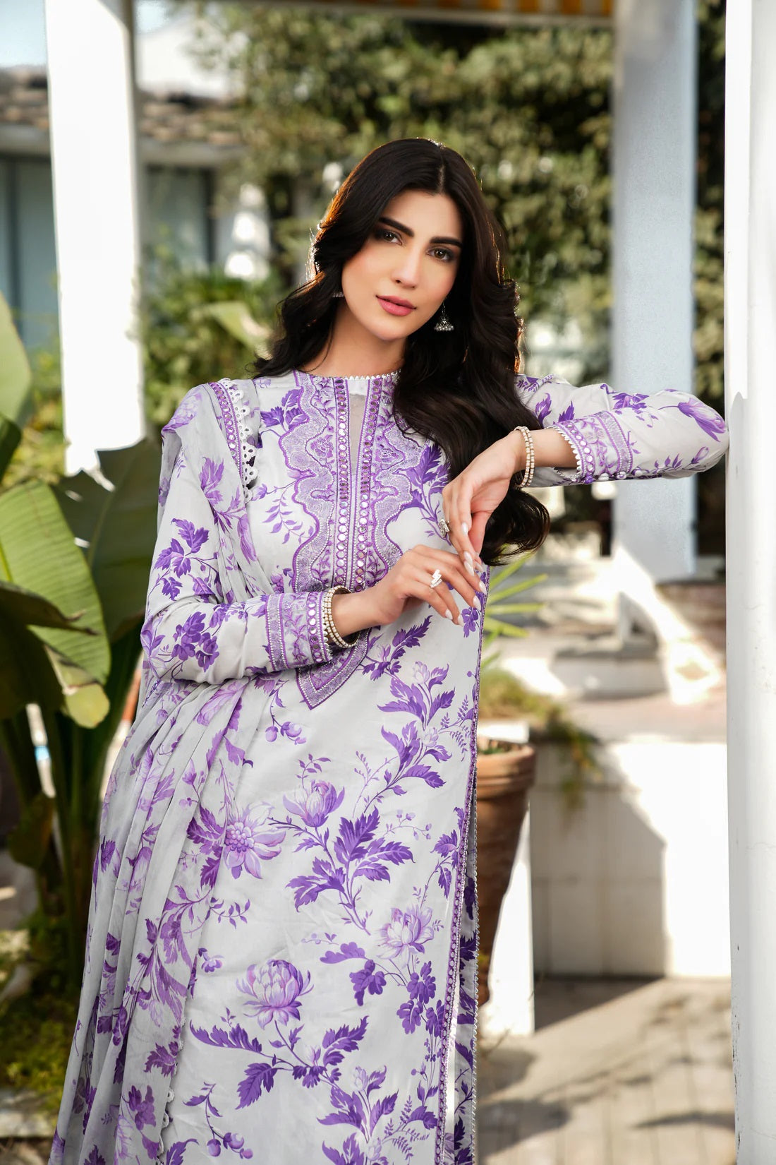 Luxury Lawn Embroidered 3 Piece Stitched Suit