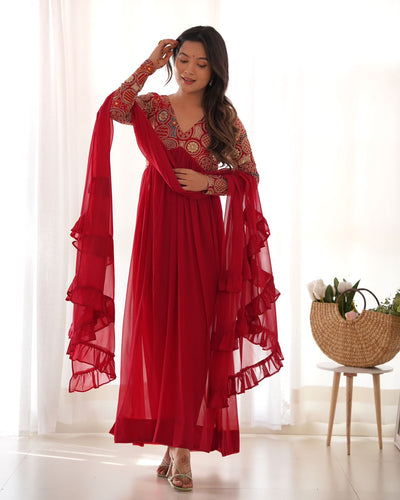 Pink Colour Georgette Gown Set