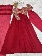 Pink Colour Georgette Gown Set