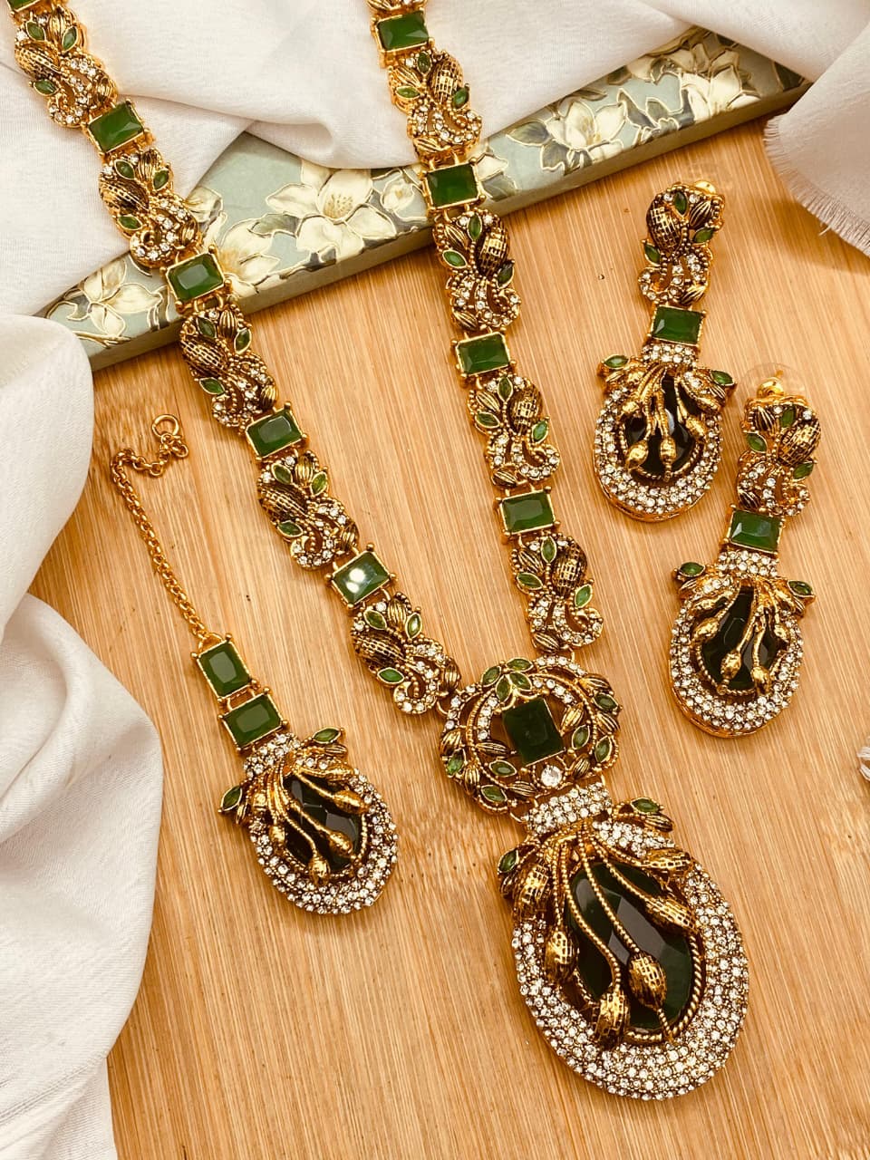 Stunning Turkish Mala Necklace & Earrings Set