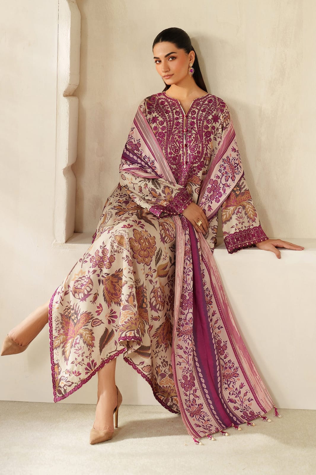 Digital Print Lawn Embroidered 3 Piece Suit RTW