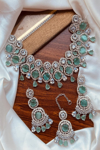 Elegant Silver Partywear Set – Women’s Jewelry
